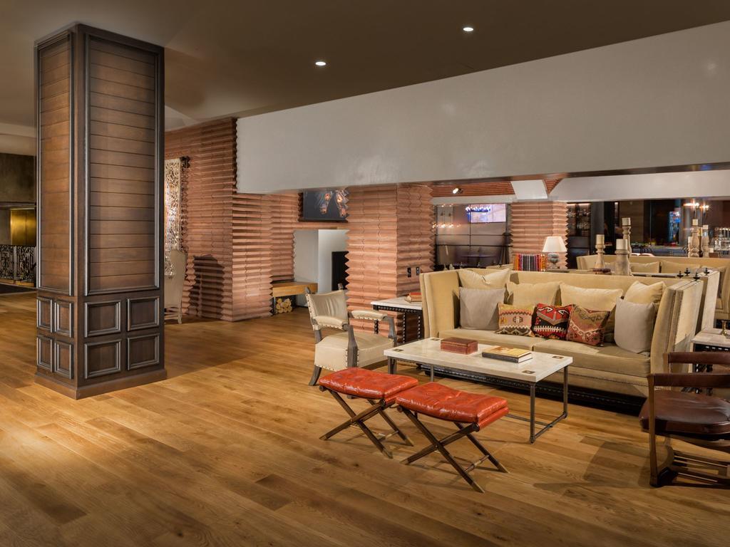 Hotel Valencia Riverwalk 4*